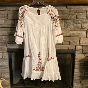 Free People‎ Emroidered White Ruffled Midi Boho Dress